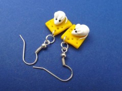 Lžička s autobusem.