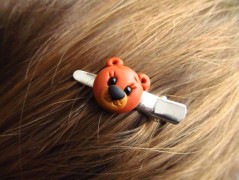 Lžička s autobusem.