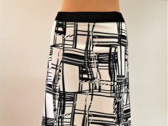 Dlouhá dílová sukně proužky