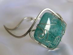 H jako Hana..přívěsek z chir. oceli