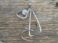 H jako Hana..přívěsek z chir. oceli