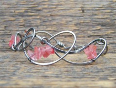 H jako Hana..přívěsek z chir. oceli