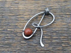 H jako Hana..přívěsek z chir. oceli