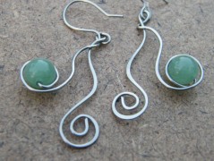 H jako Hana..přívěsek z chir. oceli