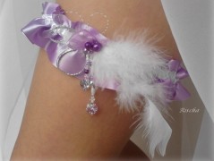 OZDOBA S FRANCOUZSKÝM ZÁVOJEM