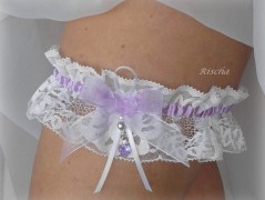 OZDOBA S FRANCOUZSKÝM ZÁVOJEM