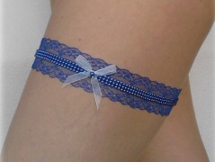 OZDOBA S FRANCOUZSKÝM ZÁVOJEM