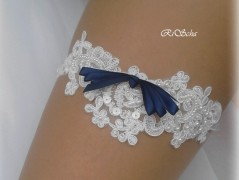 OZDOBA S FRANCOUZSKÝM ZÁVOJEM