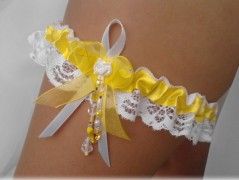 OZDOBA S FRANCOUZSKÝM ZÁVOJEM