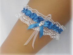 OZDOBA S FRANCOUZSKÝM ZÁVOJEM