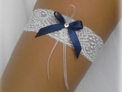 OZDOBA S FRANCOUZSKÝM ZÁVOJEM