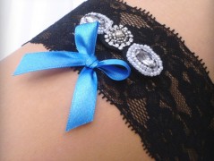 OZDOBA S FRANCOUZSKÝM ZÁVOJEM