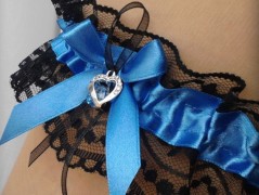 OZDOBA S FRANCOUZSKÝM ZÁVOJEM