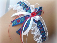 OZDOBA S FRANCOUZSKÝM ZÁVOJEM