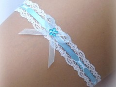 OZDOBA S FRANCOUZSKÝM ZÁVOJEM