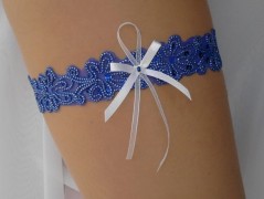 OZDOBA S FRANCOUZSKÝM ZÁVOJEM