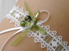 OZDOBA S FRANCOUZSKÝM ZÁVOJEM