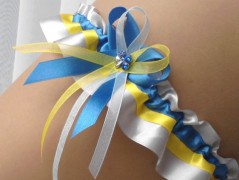 OZDOBA S FRANCOUZSKÝM ZÁVOJEM