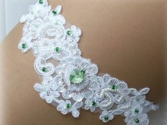 OZDOBA S FRANCOUZSKÝM ZÁVOJEM