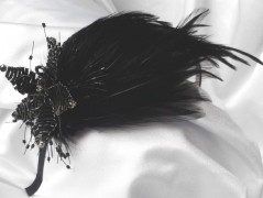 OZDOBA S FRANCOUZSKÝM ZÁVOJEM