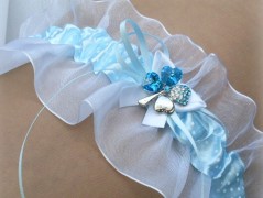 OZDOBA S FRANCOUZSKÝM ZÁVOJEM