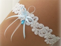 OZDOBA S FRANCOUZSKÝM ZÁVOJEM