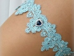 OZDOBA S FRANCOUZSKÝM ZÁVOJEM