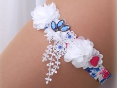 OZDOBA S FRANCOUZSKÝM ZÁVOJEM