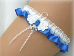 OZDOBA S FRANCOUZSKÝM ZÁVOJEM