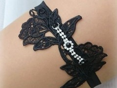 OZDOBA S FRANCOUZSKÝM ZÁVOJEM