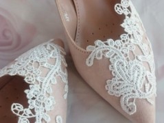 OZDOBA S FRANCOUZSKÝM ZÁVOJEM