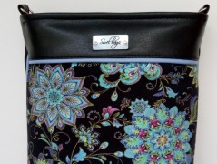 Mini - Motýl a květy