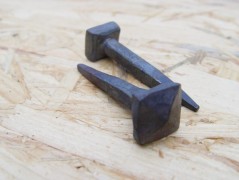 Kovaný vrut 12x60 surový