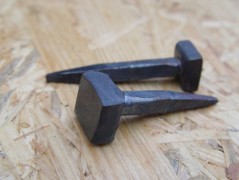 Kovaný vrut 12x60 surový