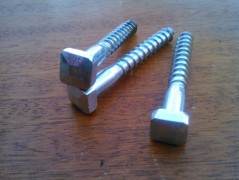 Kovaný vrut 12x60 surový