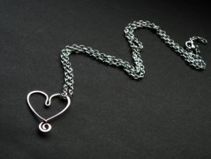 Nerezový přívěšek s larimarem