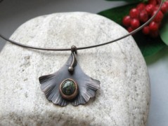 Nerezový přívěšek s larimarem