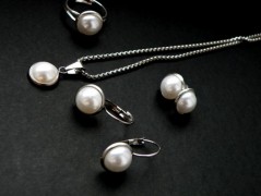 Nerezový přívěšek s larimarem