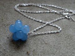 Nerezový přívěšek s larimarem