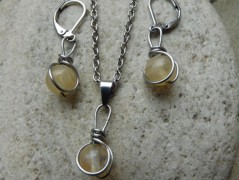 Nerezový přívěšek s larimarem