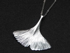 Nerezový přívěšek s larimarem