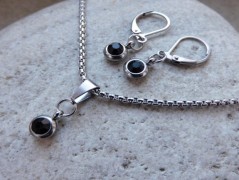 Nerezový přívěšek s larimarem