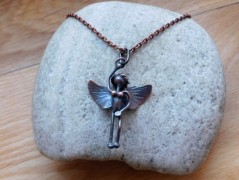 Nerezový přívěšek s larimarem