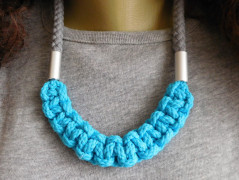 Nerezový přívěšek s larimarem