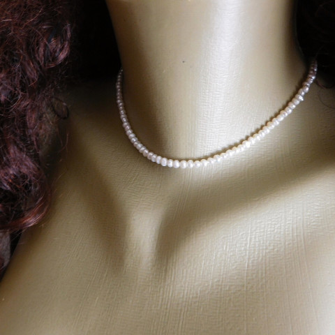 Náhrdelník-malinké bílé pravé perly náhrdelník nerez perla bílá perlička mini perličky 
