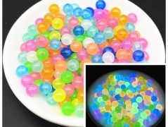 Dřevěné korálky 8 mm (20ks)