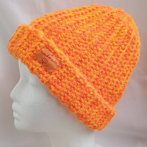 Čepice oranžová čepice barevná dámská zimní veselá hučka homeleska 