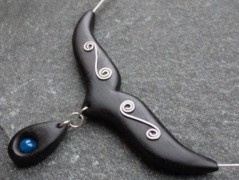 Dřevěný šperk - kruh