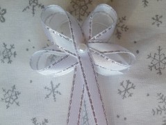 Světle fialové svatební vývazky