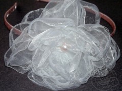 Srdíčko s bílou mašlí